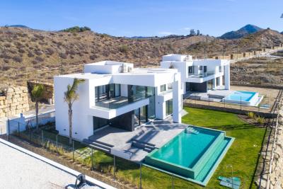 Villa en venta en Colinas del Limonar (Málaga)