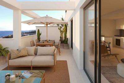 埃斯特波纳的 2 居室和 3 居室房屋，靠近海滩，可欣赏地中海的壮丽景色