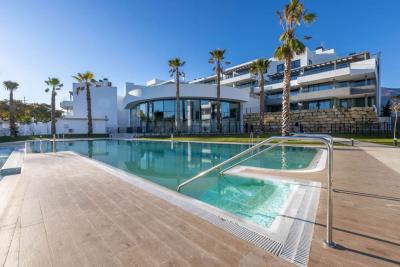 RESIDENCE of the city center Estepona - Marbella and Pue...